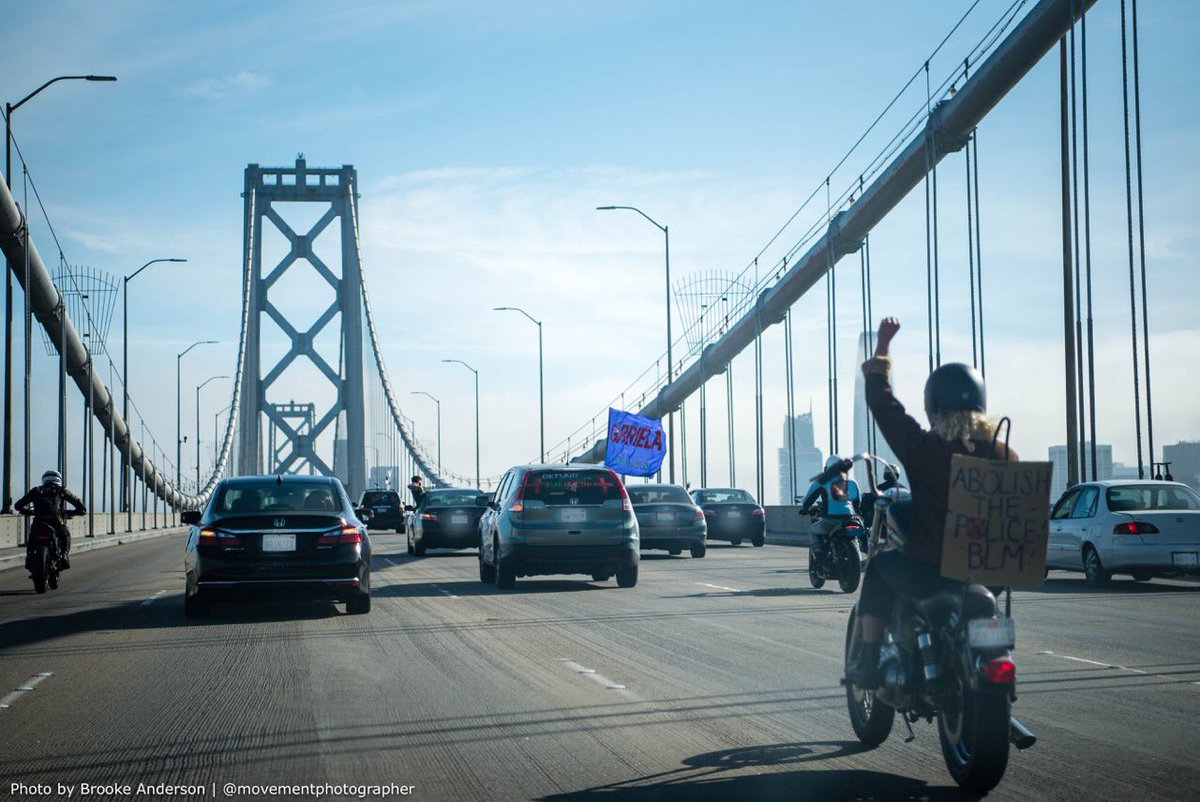 movementphotog's tweet photo. Health workers caravanned across the Bay Bridge today to defend Black lives and to declare racism and police violence as public health crises. 

#BlackHealthMatters #BlackLivesMatter #DefundPolice #AbolishPolice #WhiteCoatsForBlackLives https://t.co/2WHvRrN9Ia