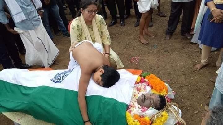 waseems14119911's tweet image. निशब्द : 
#JaiHind #WeakestPMModi 
#IndianArmy #INCWarriors