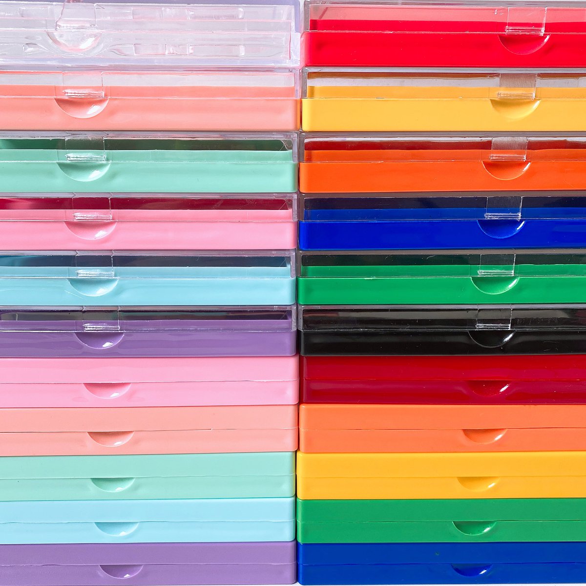 🌈 GIVE AWAY🌈

🎨 แจกกล่องขนาด M จำนวน 5 คน คนละ 1 กล่อง ฝาทึบ/ฝาใส/ใสล้วน สามารถเลือกได้เลย 🚀 

🎨 กติกา 
รีทวิต+เมนชั่นสี/แบบ ที่อยากได้ 
ประกาศผลวันศุกร์ที่ 26 สองทุ่มนะคะ มาร่วมสนุกกันได้เลย สุ่มแจกน้า🎁

🌻 แจกทั้ง IG และทวิตเตอร์ร้านเลยน้าสามารถร่วมสนุกได้ทั้งสองทางเลยน้า