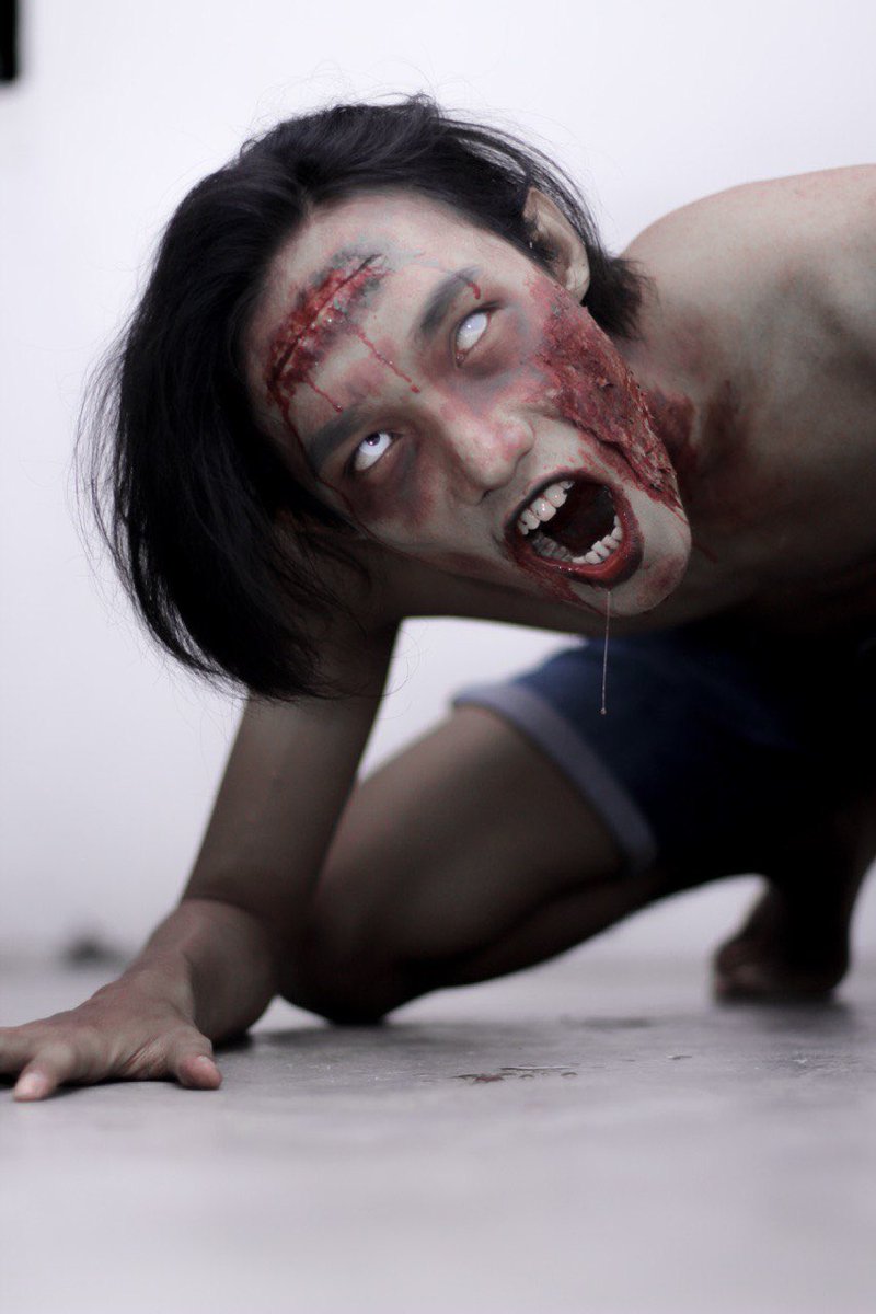 aswatlala2's tweet image. Makeup effect photography 📸
New mood in editing 🔥

Photo by: @Ezwn_ 

#makeupeffect #horror #makeup #potrait #Photoshoot #photooftheday #PhotographyIsArt #photography #lightroom #kualalumpur #canonphotography #seram #shootremember #anaksulongempire