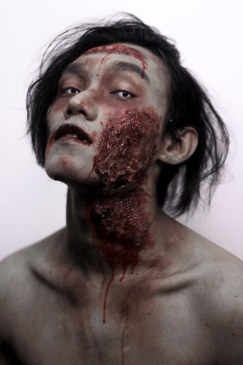 aswatlala2's tweet image. Makeup effect photography 📸
New mood in editing 🔥

Photo by: @Ezwn_ 

#makeupeffect #horror #makeup #potrait #Photoshoot #photooftheday #PhotographyIsArt #photography #lightroom #kualalumpur #canonphotography #seram #shootremember #anaksulongempire