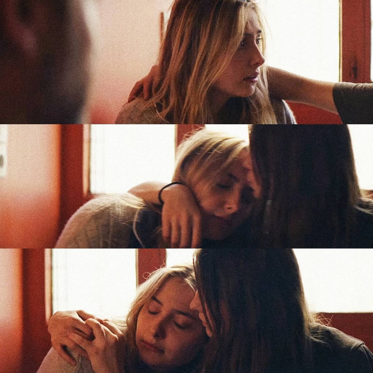 adelelovesserie's tweet photo. Lecomte sisters โค #lolalecomte #daphnelecomte #lecomtesisters #skamfrance https://t.co/tx1WNDsflN