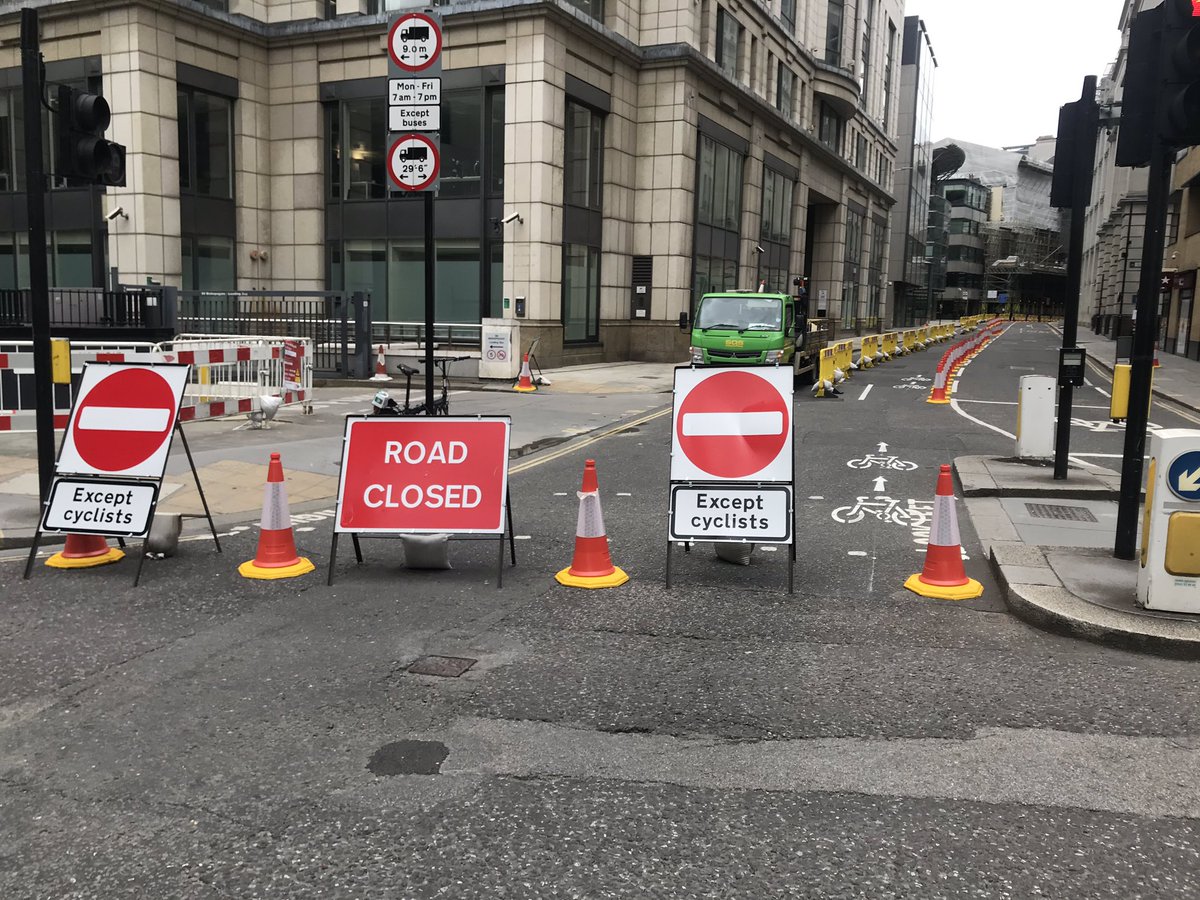 In the surrounding area, quite a few streets have been converted to one-way for general traffic, with widened footways and contraflow cycling with cone protection. No protection at junctions