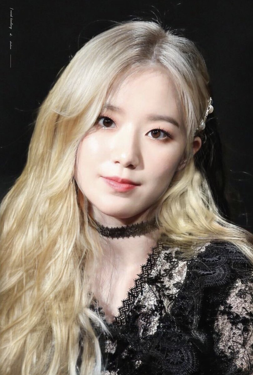 NXDE 🍒 on Twitter: "BLONDE SHUHUA 🤭 https://t.co/6AD9MZUpOl" / Twitter