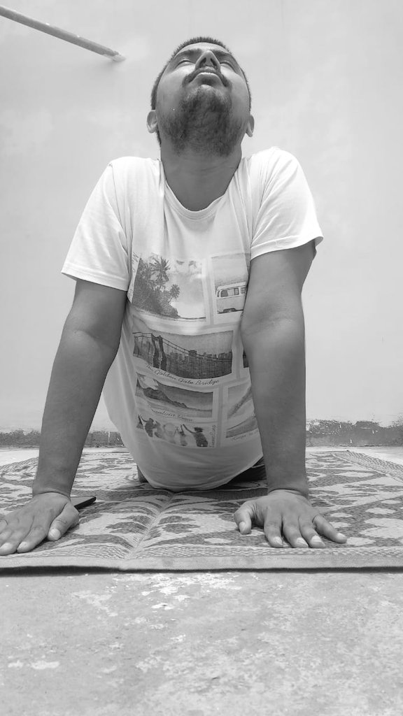 LOKESHPRATAPYA1's tweet image. Yoga is not to be performed,
yoga is to be lived,
yoga does not care about what you have been,
yoga care about the person you are become..!
do yoga to shape your life..
Happy yoga day.
#YogaDay 
#CSCPeYoga 
#IdoYogaatHome 
@CSCegov_ 
@CSCUttarPradesh