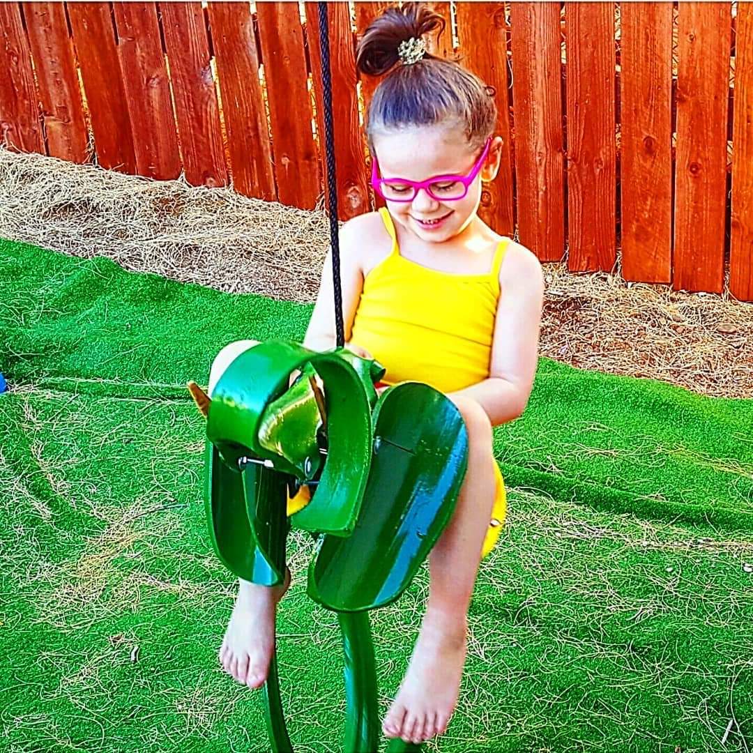 nurse_shannan's tweet photo. We found these Nina #eyeglasses at the @GlassesShop 😎 Love how the #frames are made from a single piece of flexible plastic so they're #kidproof with no breakable parts. #glassesshop has lots of #coupons like code GSHOT30 for 30% off the entire order ➡ https://t.co/JBQp3TRfTL https://t.co/h8yF43YiKh