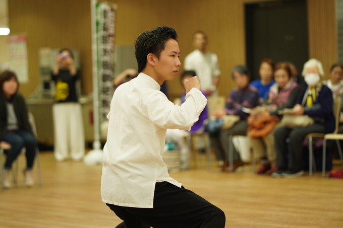 裡門頂肘のtwitterイラスト検索結果