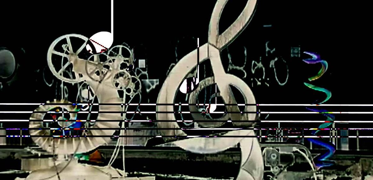 universcience's tweet image. Plonger dans le #larynx pour découvrir les mystères des #cordesvocales, découvrir le cerveau des rock stars ou jouer aux devinettes avec des bruits de science.A l'occasion de la fête de la musique @leblob_ monte le son 
👉 buff.ly/2YPYG7l
#LaScienceEstLà #CultureChezNous