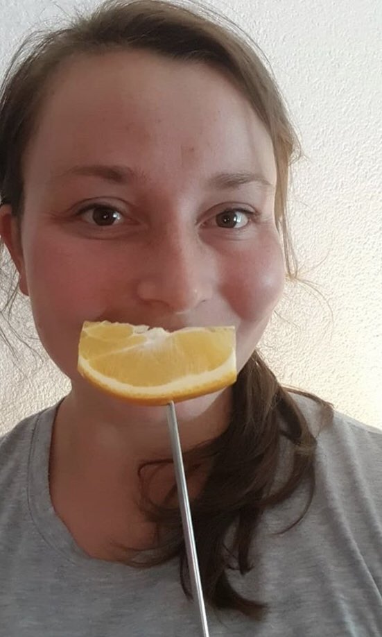 facesoffshd's tweet photo. Beautiful humans with their orange slice selfies #orangesliceselfie #WorldFSHDDay #fshd #musculardystrophy #community https://t.co/Acy5GyfncV