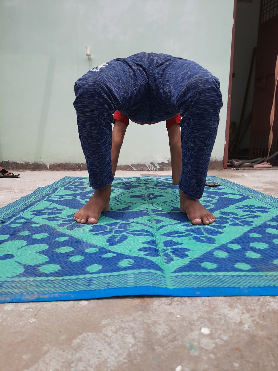 LOKESHPRATAPYA1's tweet image. CSC Celebrate International Yoga Day 2020.

#CSCPeYoga
#IDoYogaAtHome
#YogaDay2020
@CSCegov_
 @CSCUttarPradesh