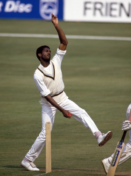 On This Day in 1987 @DerbyshireCCC defeated Gloucestershire by 18 runs in a Refuge Assurance League match at Ilkeston; Michael Holding took 4-34...