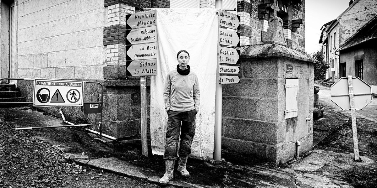 [🏺#Archeorama] Comment visiter autrement les chantiers de fouille <a href="/Inrap/">Inrap</a> ? L’#Archéologie vue à travers l’objectif de Patrick Ernaux 📷 #photographe #archéologue  Retrouvez-le sur son compte Instagram pour découvrir ses clichés 🤩
👉🏻 instagram.com/ernaux?igshid=…