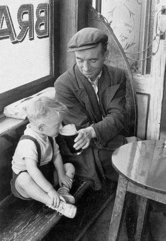 RareIrishStuff's tweet photo. Happy #FathersDay https://t.co/IGN6YiJ9PQ