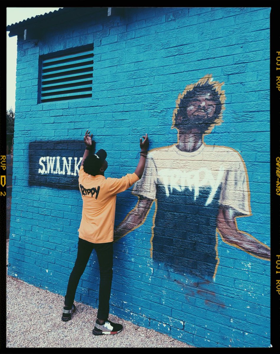 SWANK_JOZI's tweet photo. FRIENDS | FAMILY | WORLD
Ft. @The_Uniqueiconz, @dominicea, @ayo_oshin &
@lungasibambo
Your support keeps us running!
#BeenRunning
#7thRun https://t.co/FnQaPBHfXH