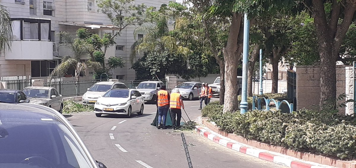 avid123123's tweet photo. בוקר טוב רחוב הריטב"א אבטליון . https://t.co/igsQNJVkg0