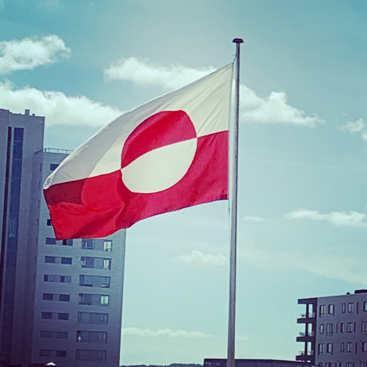 PseudoThinking's tweet image. Inuuinni pilluarit, asasara Kalaallit Nunaat😊🇬🇱🎂 (Happy birthday, dear Greenland!) 

Maqaasivakkit... #nanoq