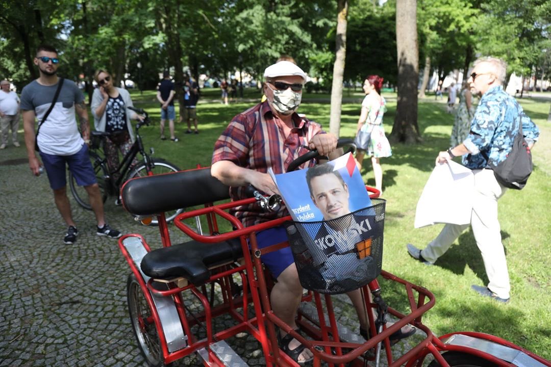 #MamyDość tematów zastępczych i dyskusji nad kwestiami rozstrzygniętymi lata temu. Trzeba przeciwdziałać problemom, z którymi Polki i Polacy borykają się dziś - chronić miejsca pracy, budować sprawną ochronę zdrowia i oświatę. Tu i teraz! Dziękuję za gorące przyjęcie w Suwałkach!