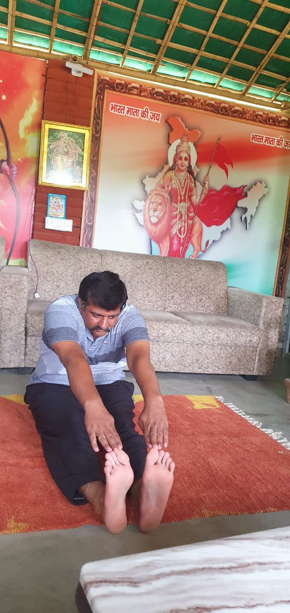 mlasuchimausam's tweet photo. शारीरिक, मानसिक विकास के साथ-साथ, प्रकृति के साथ सजीव संबंधों की अनुभूति कराने वाली कला योग से सभी जुड़े l
करे योग-----रहे निरोग lअन्तर्राष्ट्रीय योग दिवस पर सभी को हार्दिक शुभकामनाएं ।
@myogioffice 
@swatantrabjp @kpmaurya1 
@sunilbansalbjp https://t.co/UufHGbNWU9