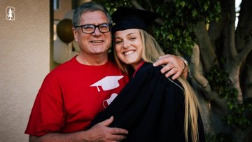 EbC-ZGQUEAAM4FN?format=jpg&name=360x360