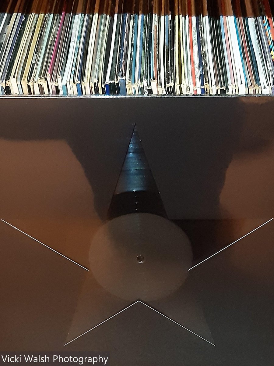 VMW_Photography's tweet photo. Week 25 - Fill The Screen #photography #fillthescreen #records #music #weeklychallenge https://t.co/uV8p3WoJOF