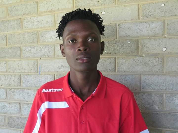 S2myzer's tweet photo. Happy birthday to our very own Teboho "Rasta" Mothewane. May you be blessed to see many more to come Sebete Boy🎊🎊🎊❤️❤️❤️🎈🎈🎈
#SebeteBoys
#HayaLalaYaKupa https://t.co/6RGbn786Hs