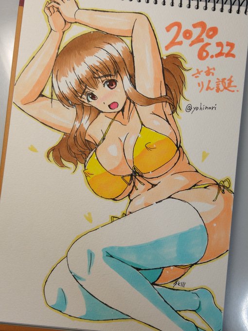 今回もアナログで
さおりん誕おめでとう!🎂
個人的趣向丸出しで、さおりんに着せたい衣装を着せてみた結果がこちらになります。
 #武部沙織生誕祭2020 
 #武部沙織生誕祭 