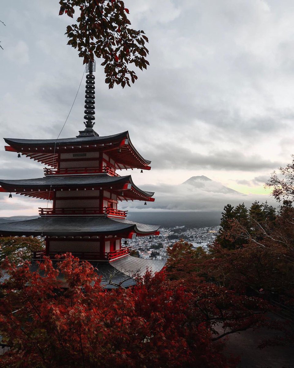 Visit Japan On Twitter Arguably The Most Photogenic View Of Mt Fuji Arakurayama Sengen Park Offers Stunning Photo Opportunities Of The Iconic Mountain Alongside The Park S Own Beautiful 5 Story Pagoda Photo Credit Whilenotworking