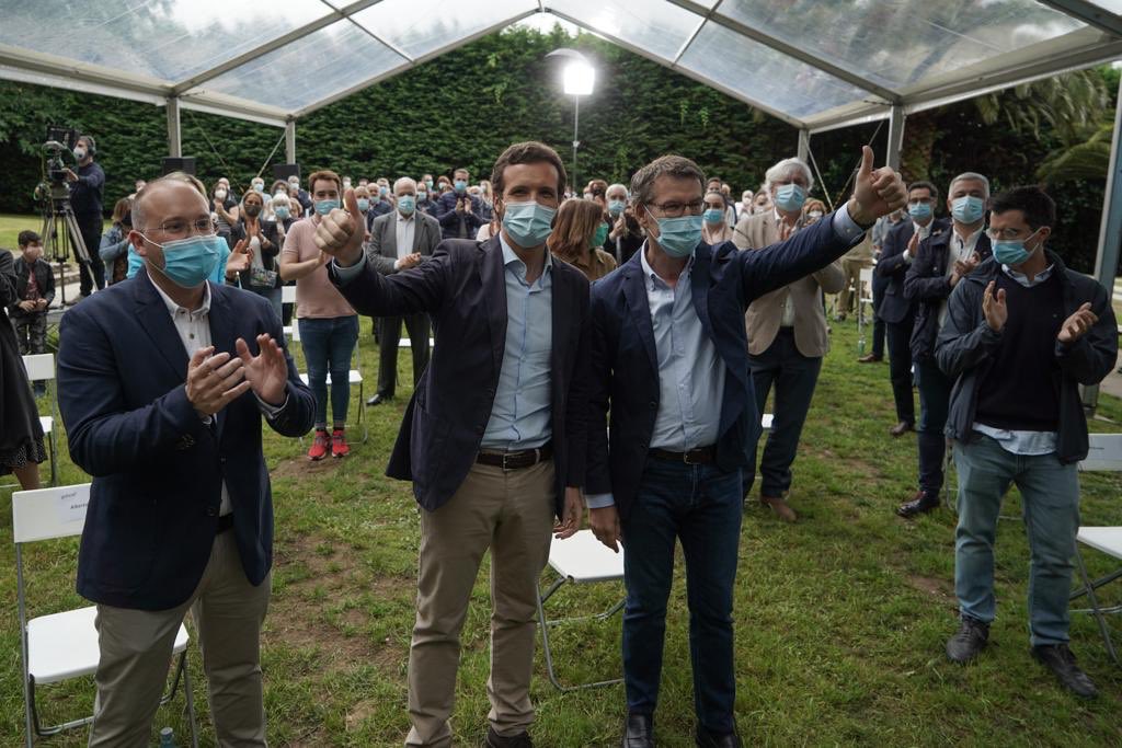 Galicia ha tenido el apoyo de <a href="/pablocasado_/">Pablo Casado Blanco</a> ante el cierre político de nuestras empresas energéticas y del aluminio, ante la obsesión contra nuestra costa, ante los compromisos incumplidos con nuestro naval. Pablo no ha podido venir a Galicia, pero ha estado en Galicia