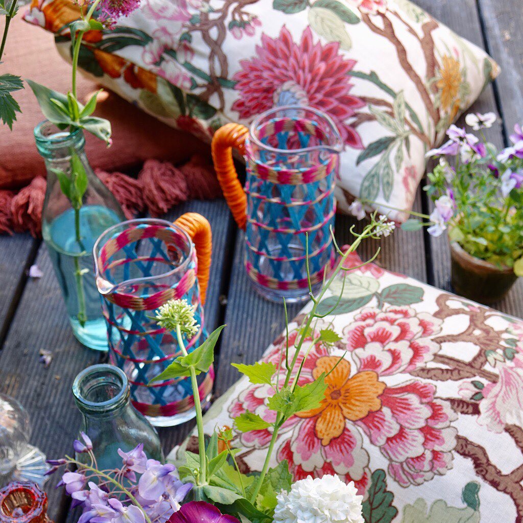 LeeJofa's tweet photo. All the elements to the perfect garden party! https://t.co/vO8QYTVyRp #LeeJofaLuxury #LeeJofaUK @gpjbaker @selinalake 
-
-
Fabric: Magnolia https://t.co/ffT8a6vlWU