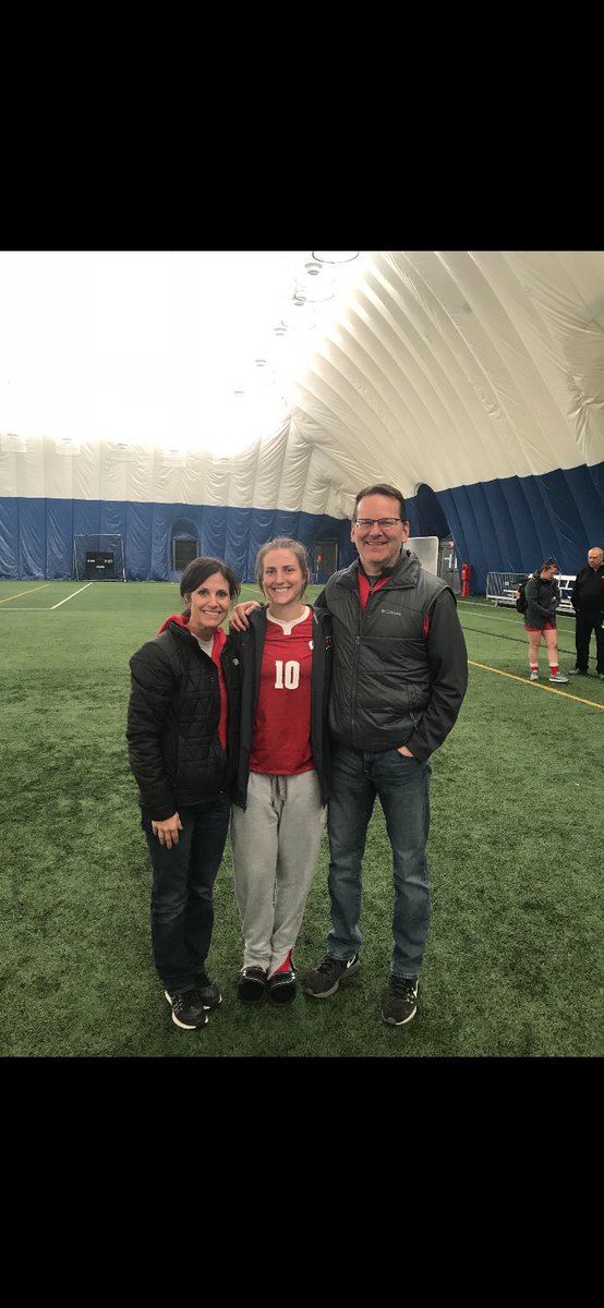 BadgerWSoccer's tweet photo. Happy #FathersDay from the #Badgers! https://t.co/9DGNeTrnsN