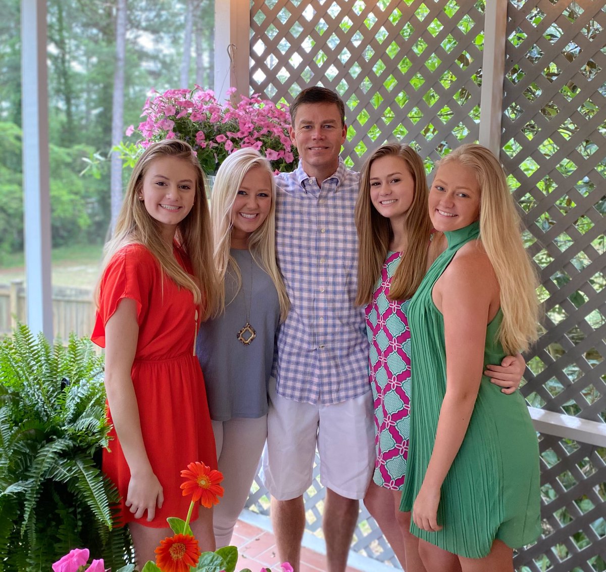 amandapbritt's tweet photo. Happy Father’s Day to the very best! We all love you so much @gkprice7. https://t.co/h943B5I0mF