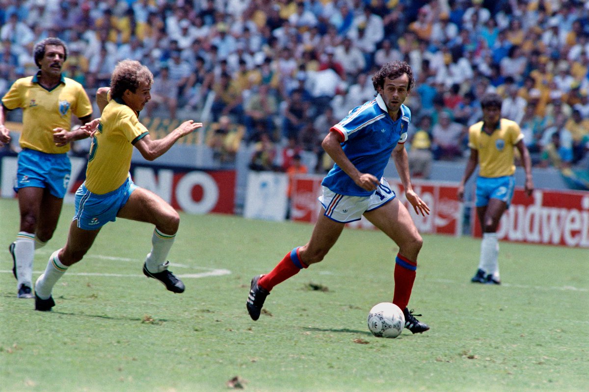 Happy 6  5  th birthday to EURO 84 winner and former Les Bleus No10 Michel Platini!  