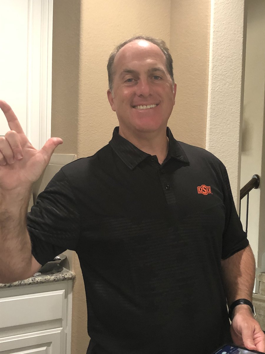 lisaembry17's tweet photo. Happy Father’s Day, my love! Thank you for leading, living and loving so well. We love you! ❤️FAMBAM @ake711 https://t.co/cLlxbvR4IO