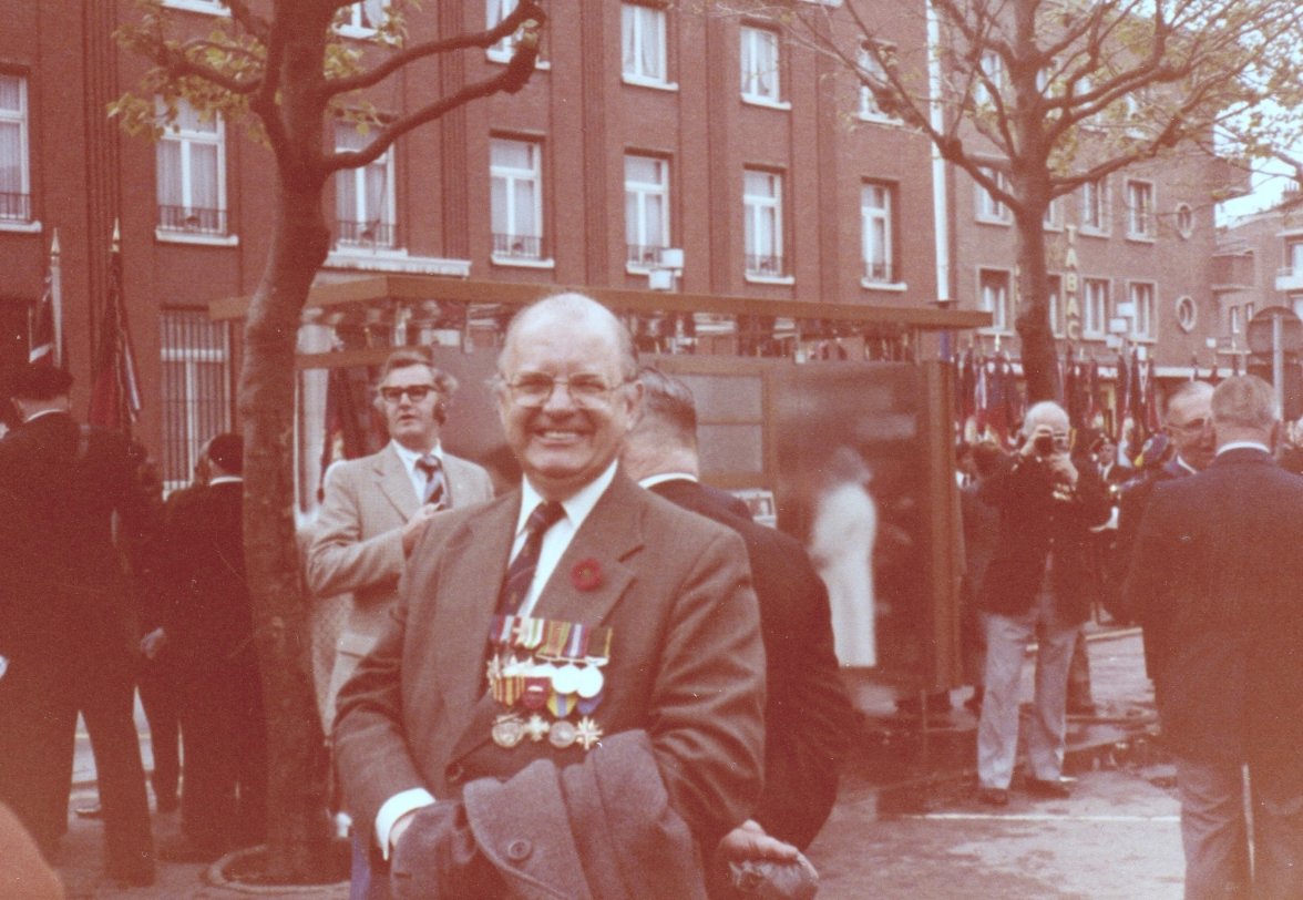My dad with a poppy & his medals, so I'm guessing this would have been a Dunkirk Veterans event. He saw action in North Africa & Italy as well as at Dunkirk. I can say with complete confidence he would have been vehemently anti-Brexit. My mum too. They would have been appalled.