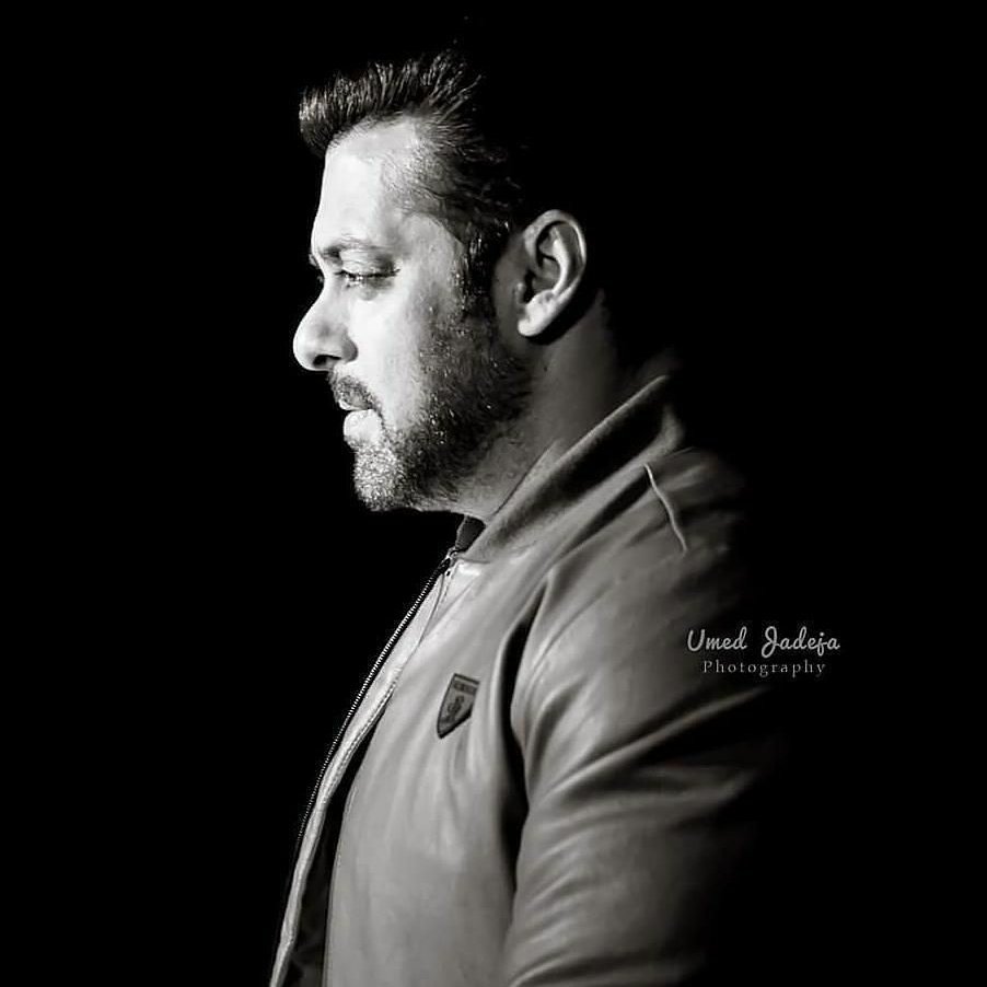 SaloniShaw8's tweet photo. #NewProfilePic #beingbhaijaan @BeingSalmanKhan https://t.co/FbSYclfiJC