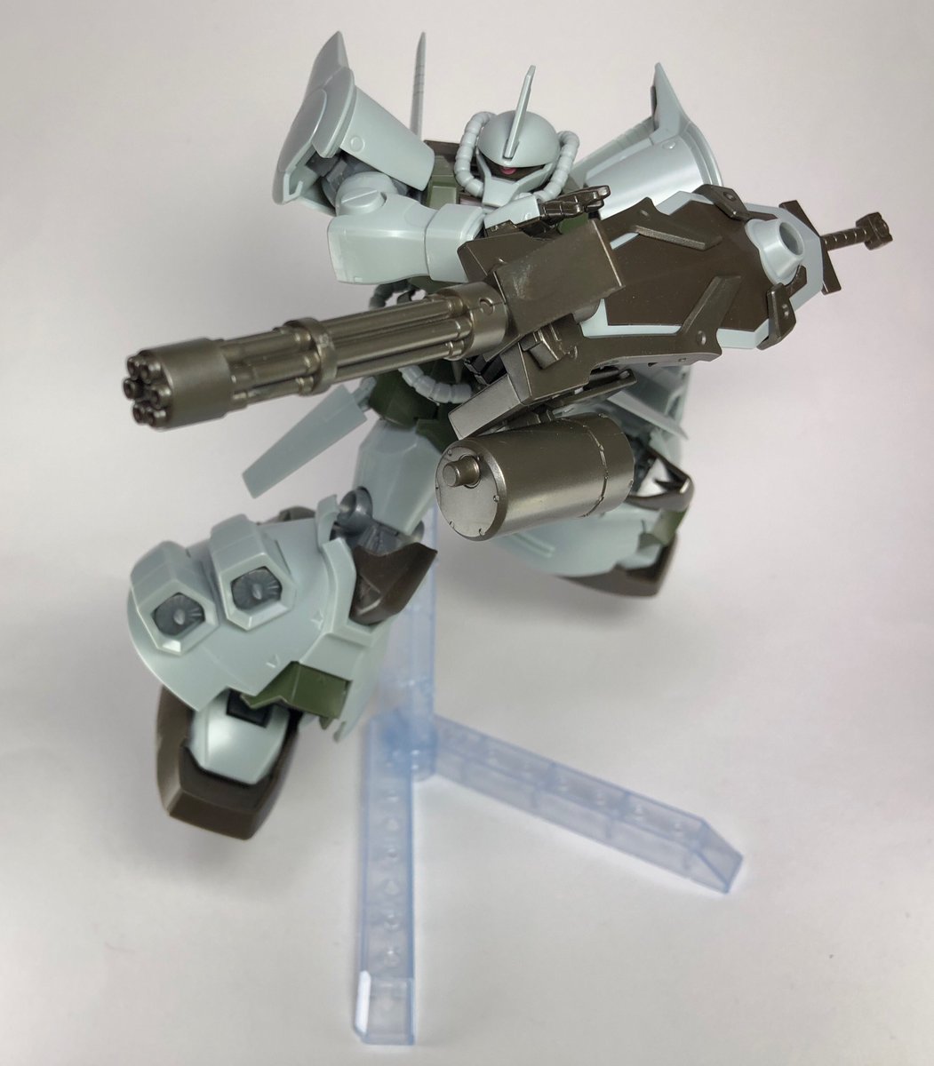 オカムラ セイジ على تويتر ガンダムベース限定 Hgucグフ フライトタイプ 21stcentury Real Type Ver を組み立て プレバン限定を諸事情で買い逃していたのでたいへんありがたい けど同じ人多かったのか人気で半年買えませんでした ロービジのカラーリングが個人的