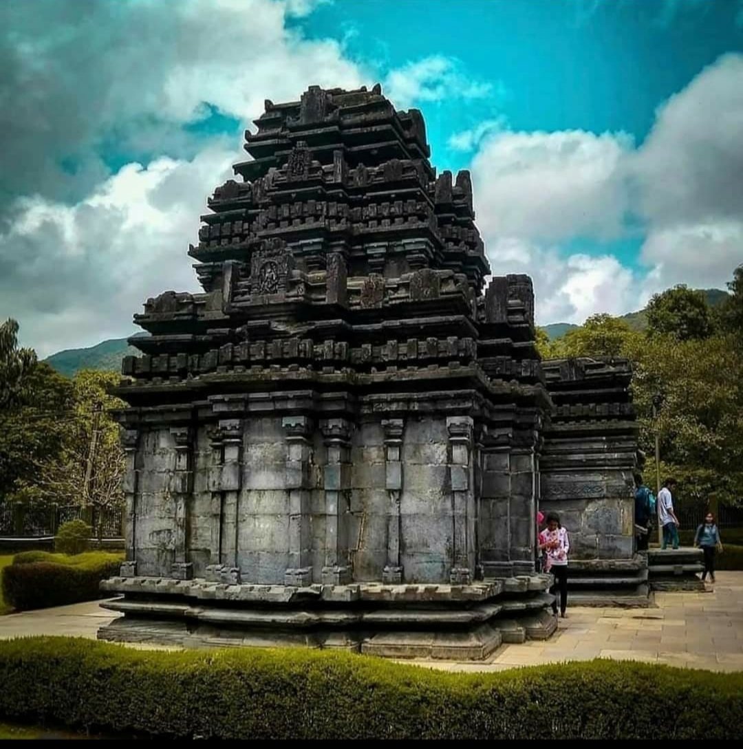 Mahadev Temple - Tambdi Surla, GoaMahadeva Temple, Tambdi Surla is a 12th-century Shaivite temple dedicated to Lord Shiva and an active place of Hindu worship. It is the only structural temple of the Kadamba period to survive the destructive violence of religious intolerance