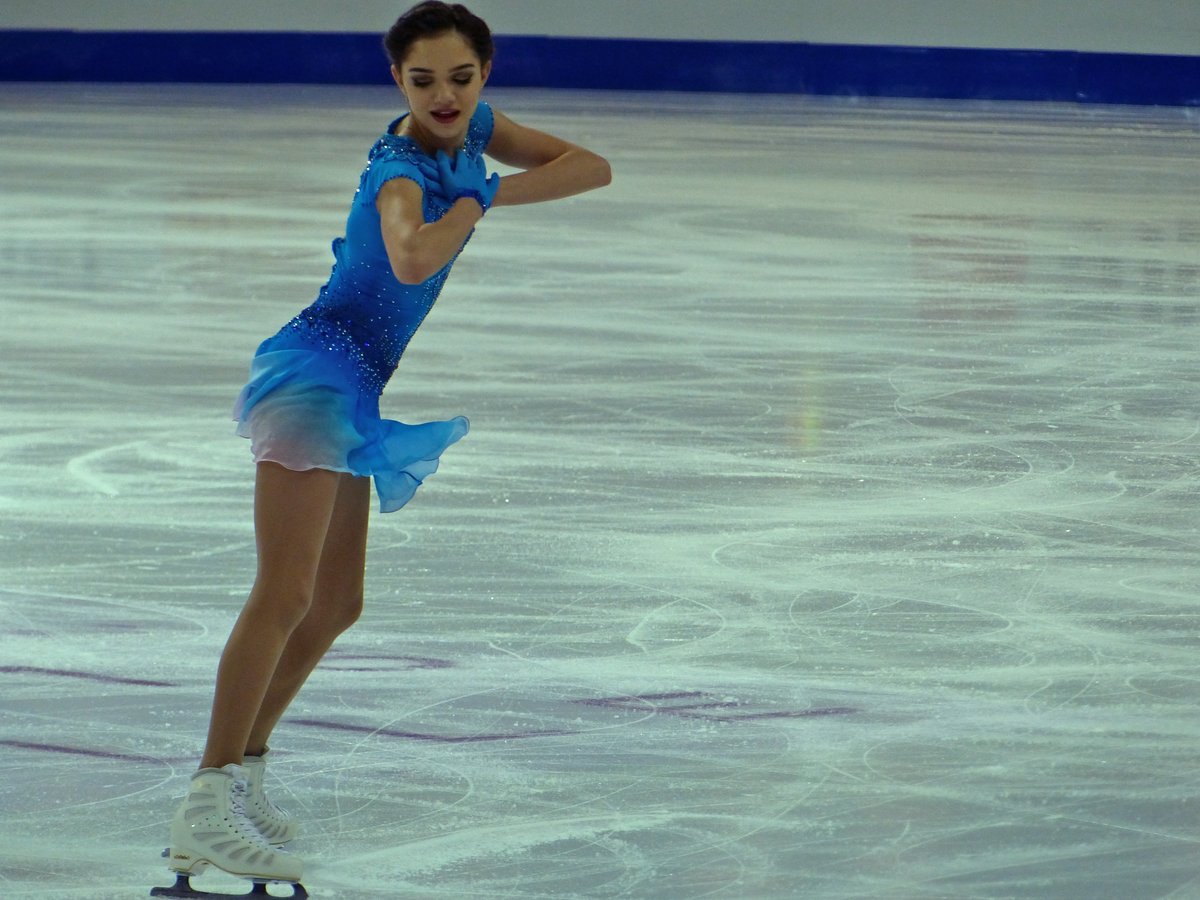 Plumepatinage's tweet photo. #GPF2016
#EvgeniaMedvedeva
#RiverFlowsinYouTheWinter https://t.co/7WeDEXYLcS