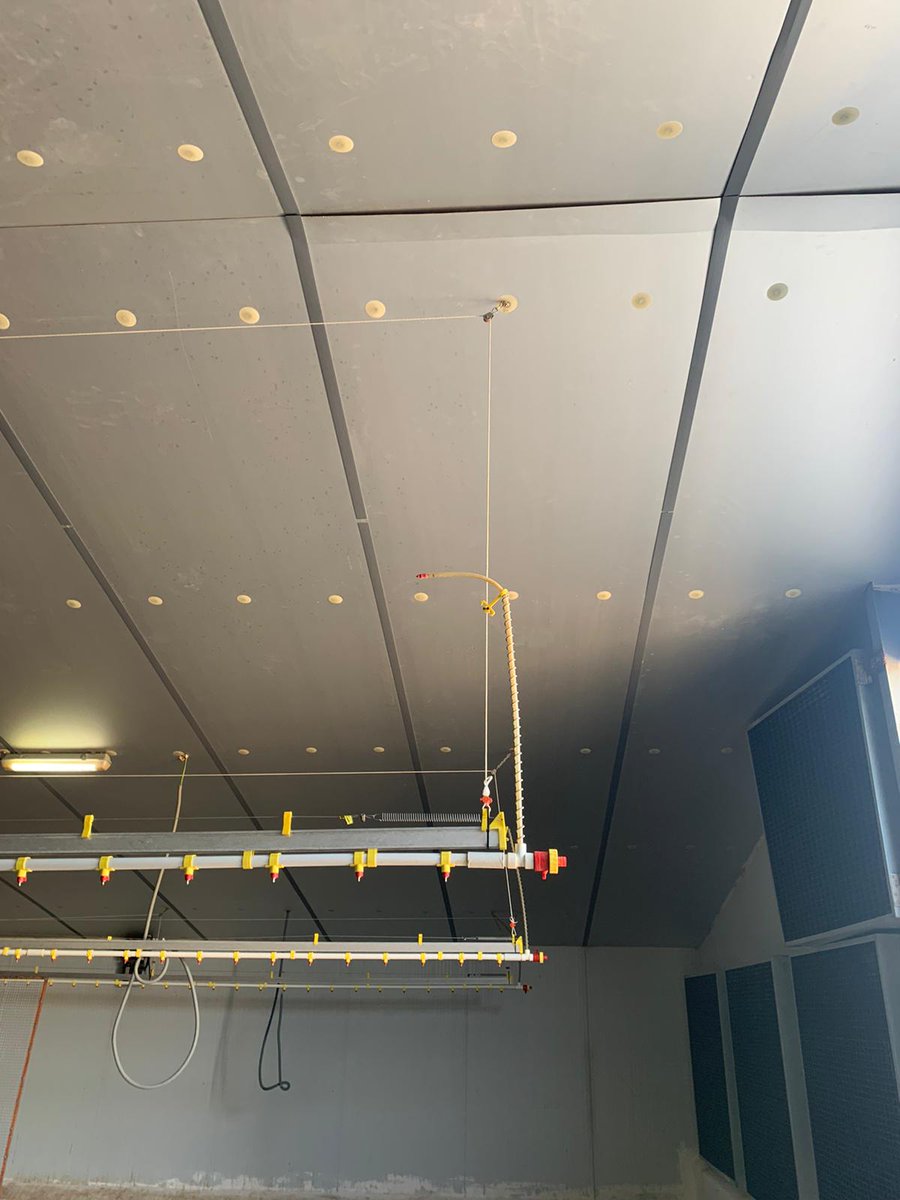 Si tienes una nave industrial en el campo, y la quieres adecuar para la cría animal, tenemos varios paneles que pondremos para tus proyectos.
Aquí te ponemos estas imágenes de este panel. 
Más información 686023700 jgonzalez@dippanel.com # #industrial #agriculture #21Junio