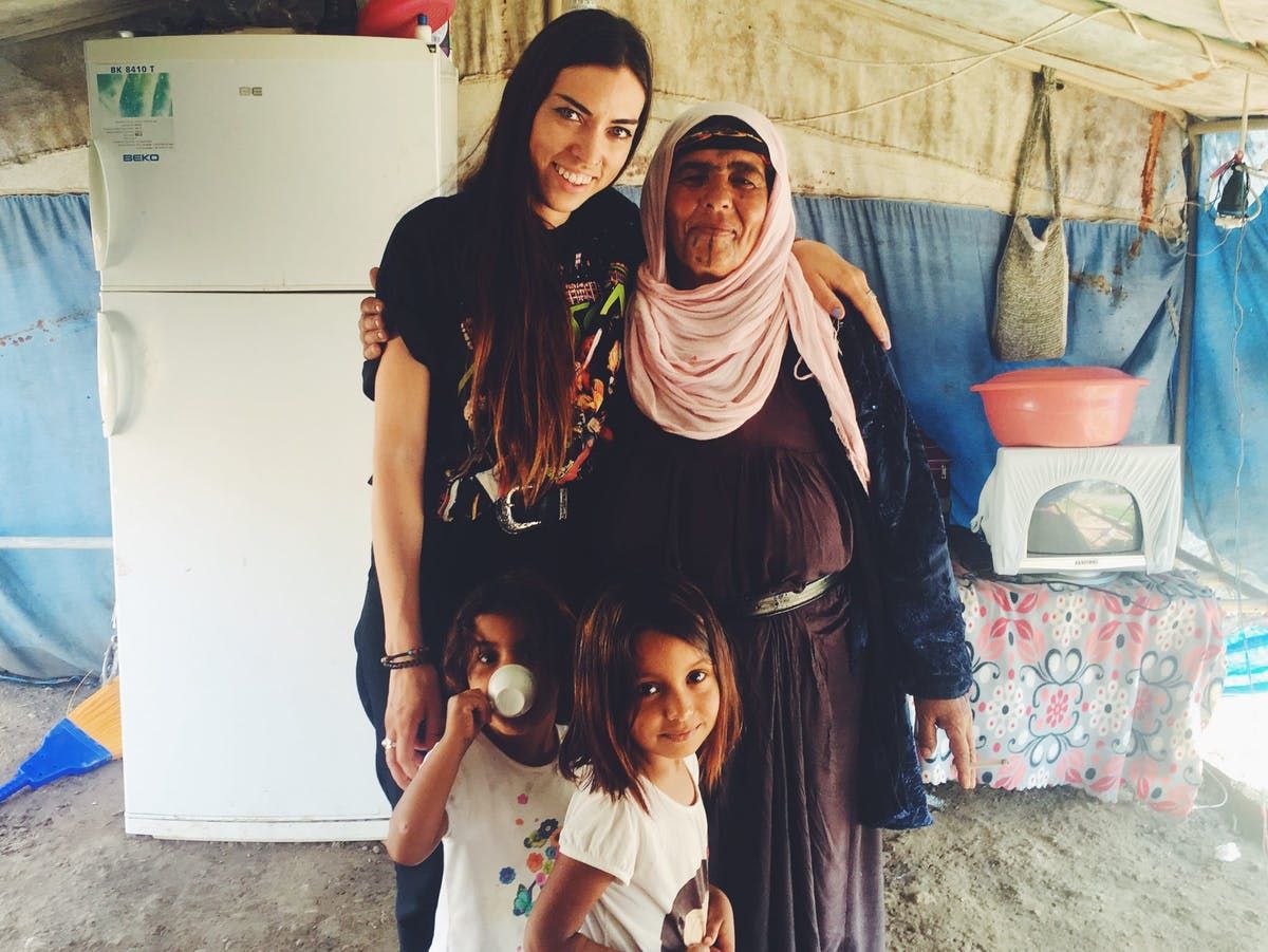 StylistMagazine's tweet image. Here's how you can learn more about #RefugeeWeek2020 
buff.ly/2YM1r9w