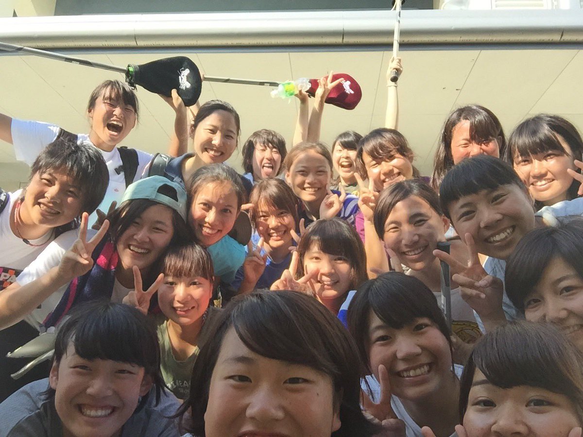RingoMgo's tweet photo. 離れても最後は集まるの素敵
#ラクロス祭り https://t.co/PbA0RIoCKw