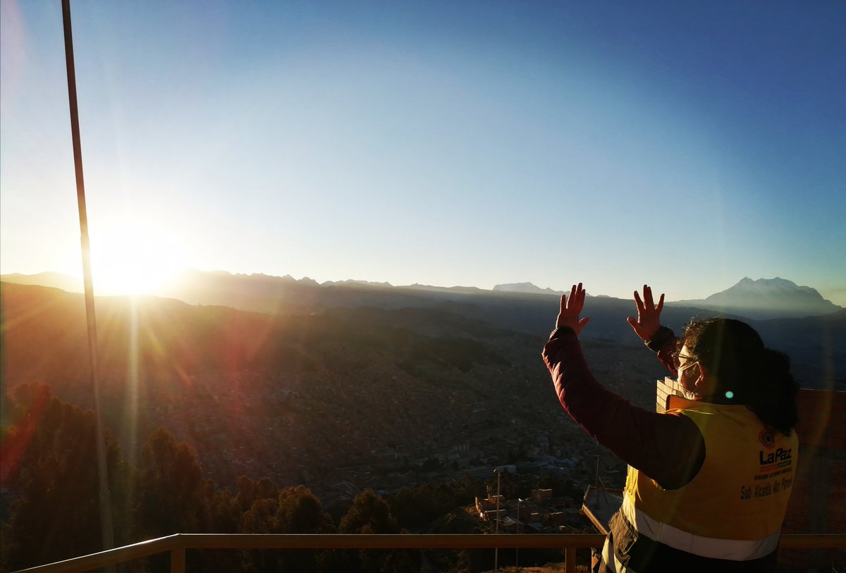 SubMaxParedes's tweet photo. Recibiendo los primeros rayos del sol en el año nuevo "Andino Amazónico 5528" 
Con la esperanza de nuevos y mejores días para todos, Jallalla!!!🌞 https://t.co/DmPGbkJwff