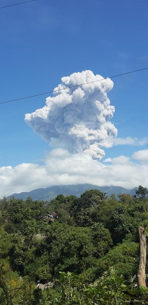 rudito85's tweet photo. Penampakan tadi di Cepogo, Boyolali https://t.co/MCZOst3qBz