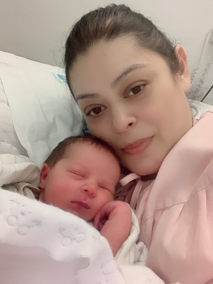 Nancy66995832's tweet photo. ... y seguir luchando por Ethan q seguía vivo en mi vientre, ya está aquí nuestro bebé 🌈 con 2,690 kg y 47cm de puro amor. Gracias Dios, gracias vida y gracias #infertilpandy https://t.co/2H08tDKF8D