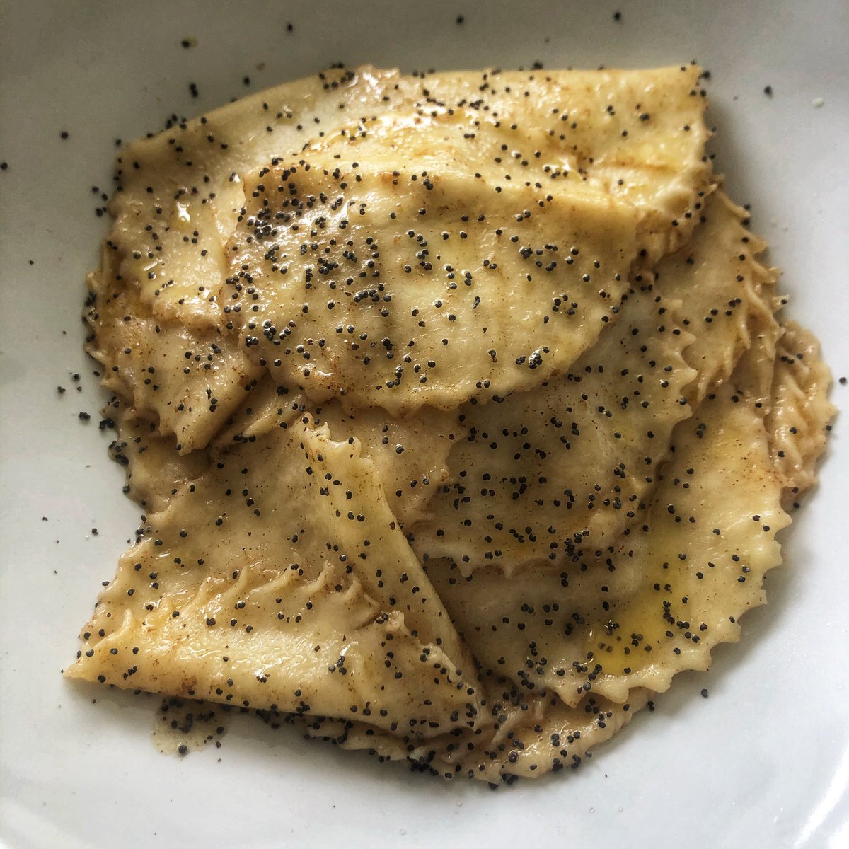 pasta_pici's tweet photo. I will be sending out some sample make at home pasta kits in the coming weeks. Please let me know if you are interested below ⬇️ 
.
.
#pici #makeathome #kits #lockdown #pasta #pastaalfresca #freshpasta #flavour #byhand https://t.co/nPEWD1Iu1H