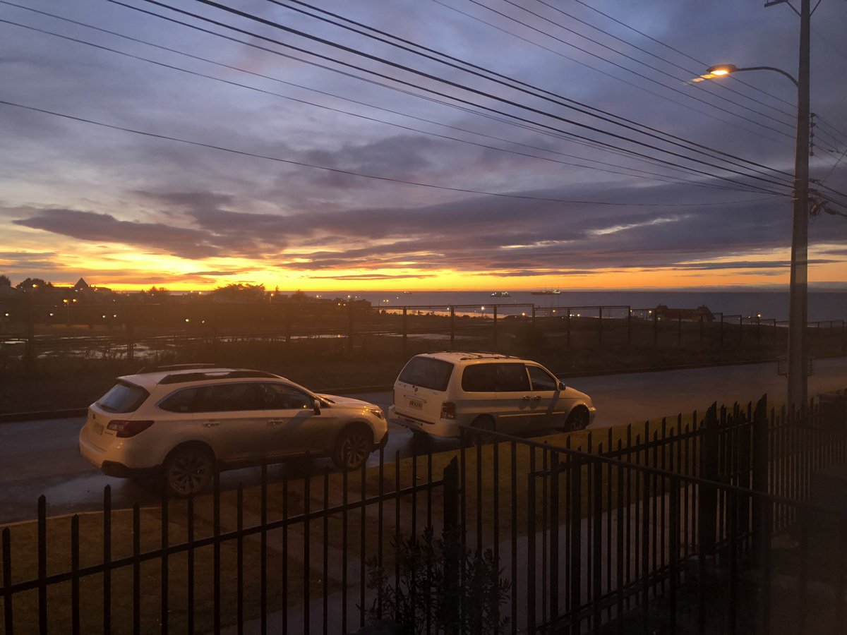 CesarAnt77's tweet photo. 0929 am yasí termina la noche más larga en #PuntaArenas #SolsticioDeInvierno
#happymidwinter https://t.co/W2bAyDObdC