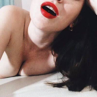 Ah mememin arasına bişeyler lazım 🙈💋