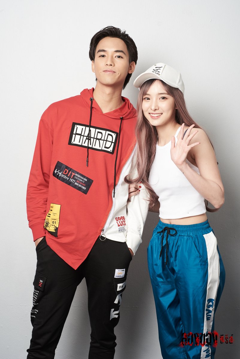LongKhongSeries's tweet photo. เซ็ตคู่รัก หวานแบบ Honey Honey 💖💗💕
///โอ้ยยยอิจจจจ 

#ฟลุ๊คจ์เนเน่
#ลองของซีรีส์ 
#LongkhongSeries https://t.co/ibj4nCKWG5