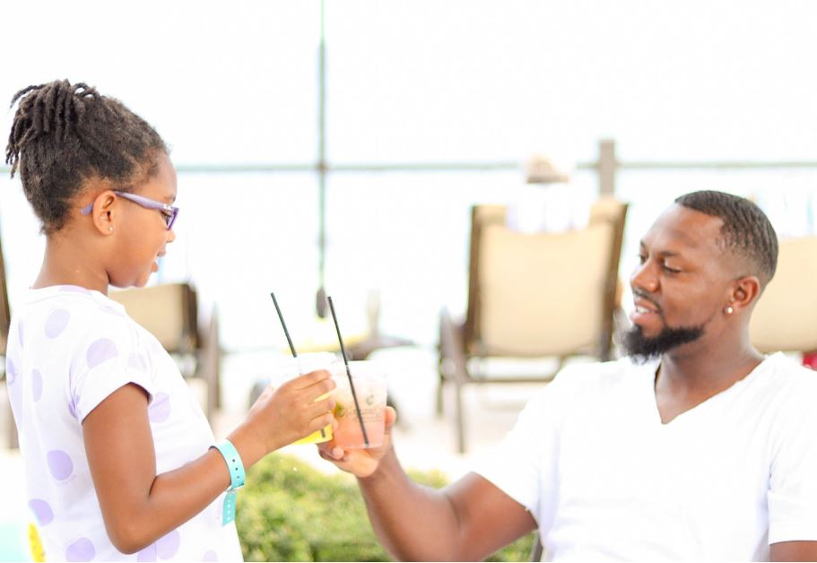 Here's to you, Dad! Happy Father's Day to all the men in our lives that have helped us grow, learn and have fun throughout the years. We love and appreciate you all year round! 📸 : @biancadottin