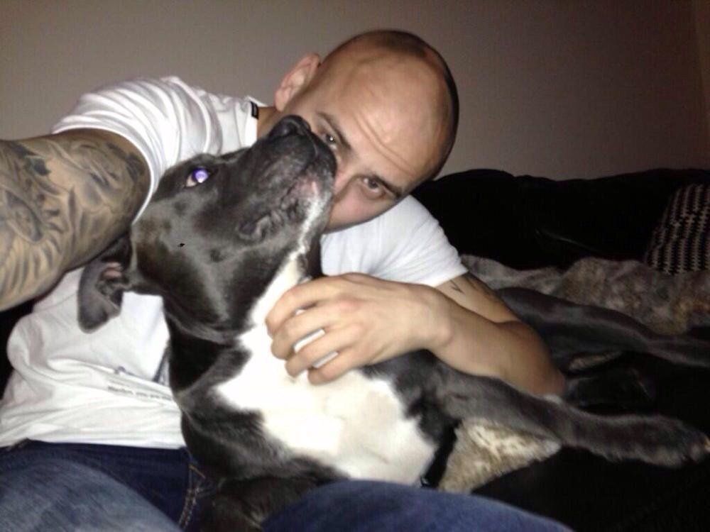 Footballers With Animals On Twitter Jonjo Shelvey Hiding Behind His Dog Https T Co Qkntlx7sx2 Twitter